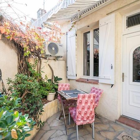 Studio Ideal Pour Deux Voyageurs Sur Marseille Marselha Exterior foto