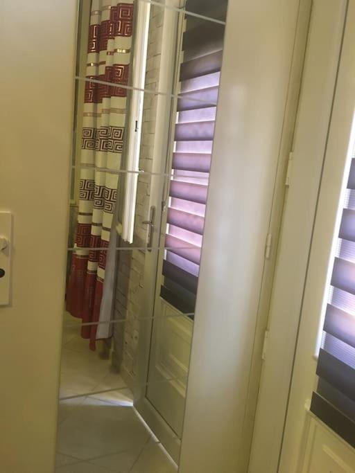 Studio Ideal Pour Deux Voyageurs Sur Marseille Marselha Exterior foto