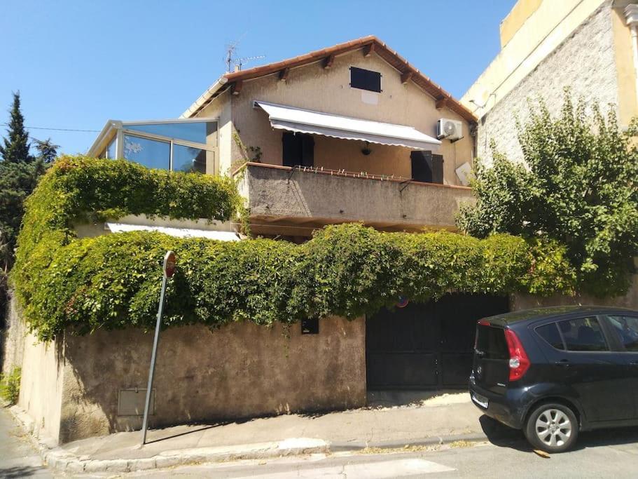 Studio Ideal Pour Deux Voyageurs Sur Marseille Marselha Exterior foto